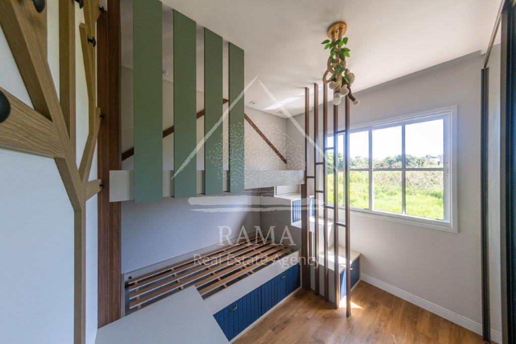 Casa Nova, em fase de acabamento, Condomínio Fechado em Oficinas! 3 Quartos/2 Vagas