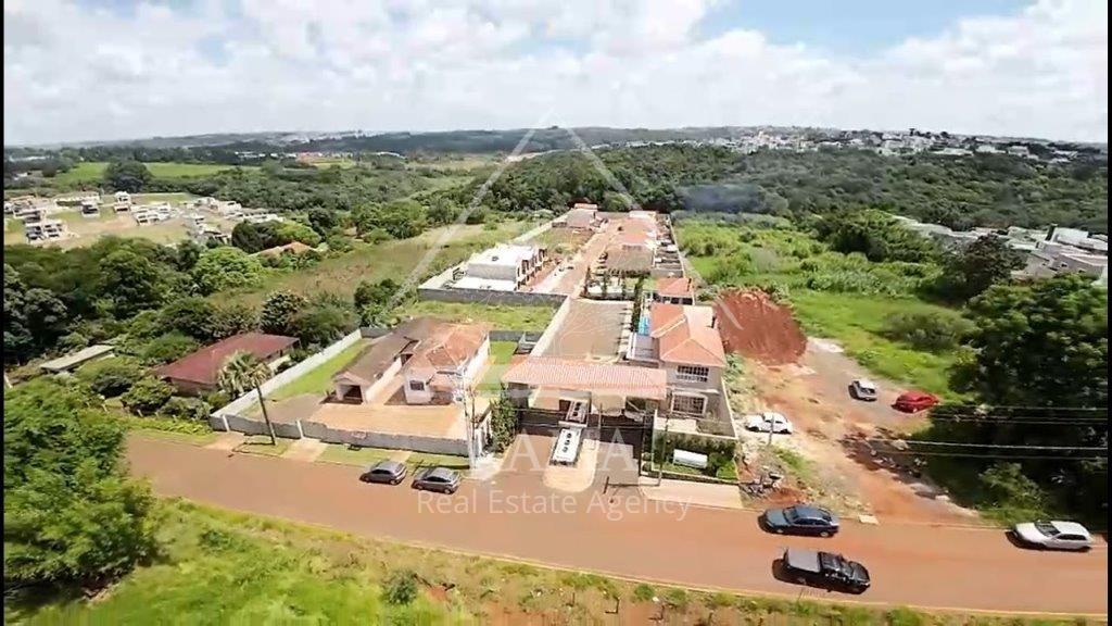 Casa Nova, em fase de acabamento, Condomínio Fechado em Oficinas! 3 Quartos/2 Vagas
