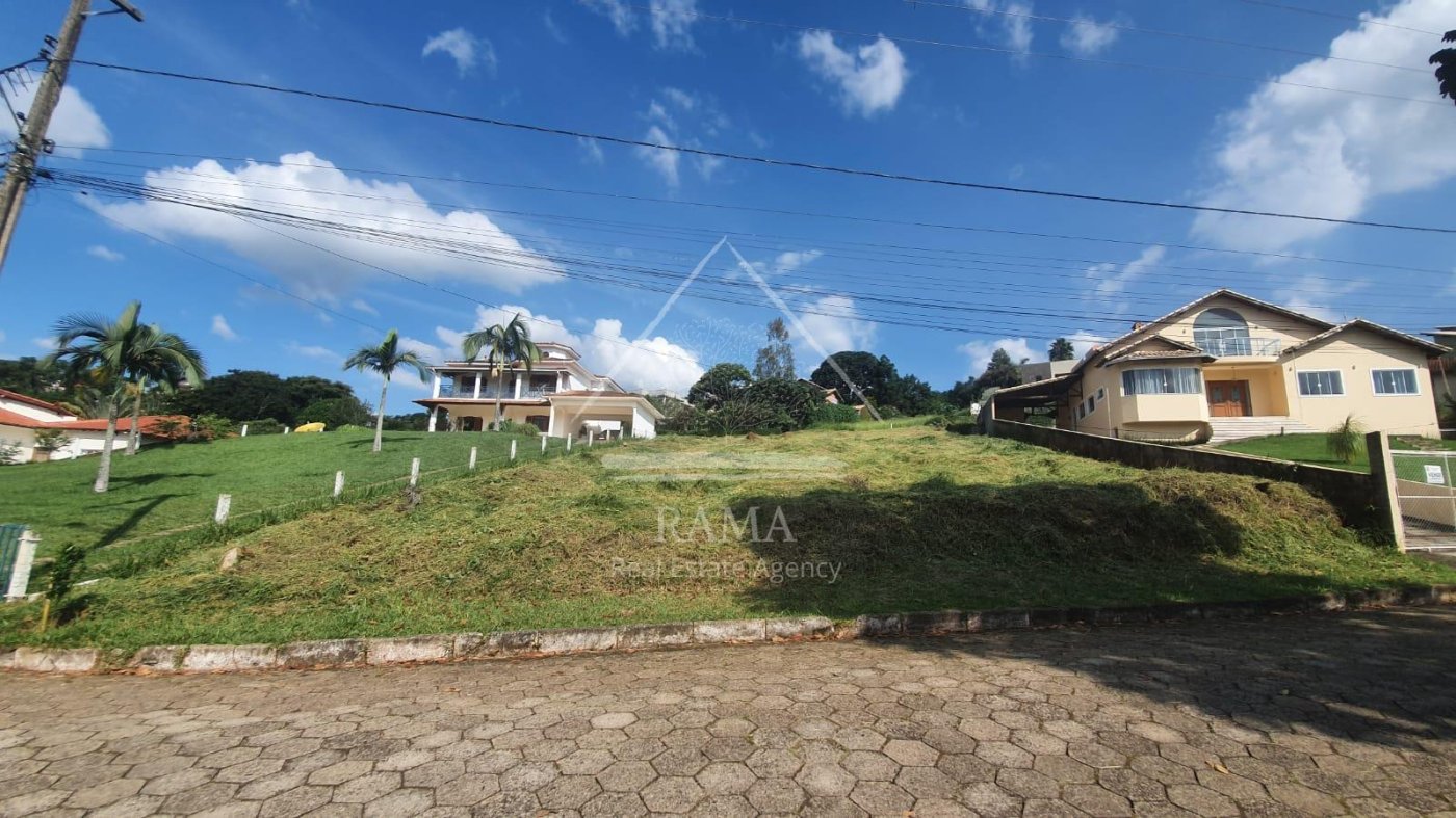 Terreno em Condomínio c/ apr. 1.100m² em São Lourenço Minas Gerais - Mantiqueira