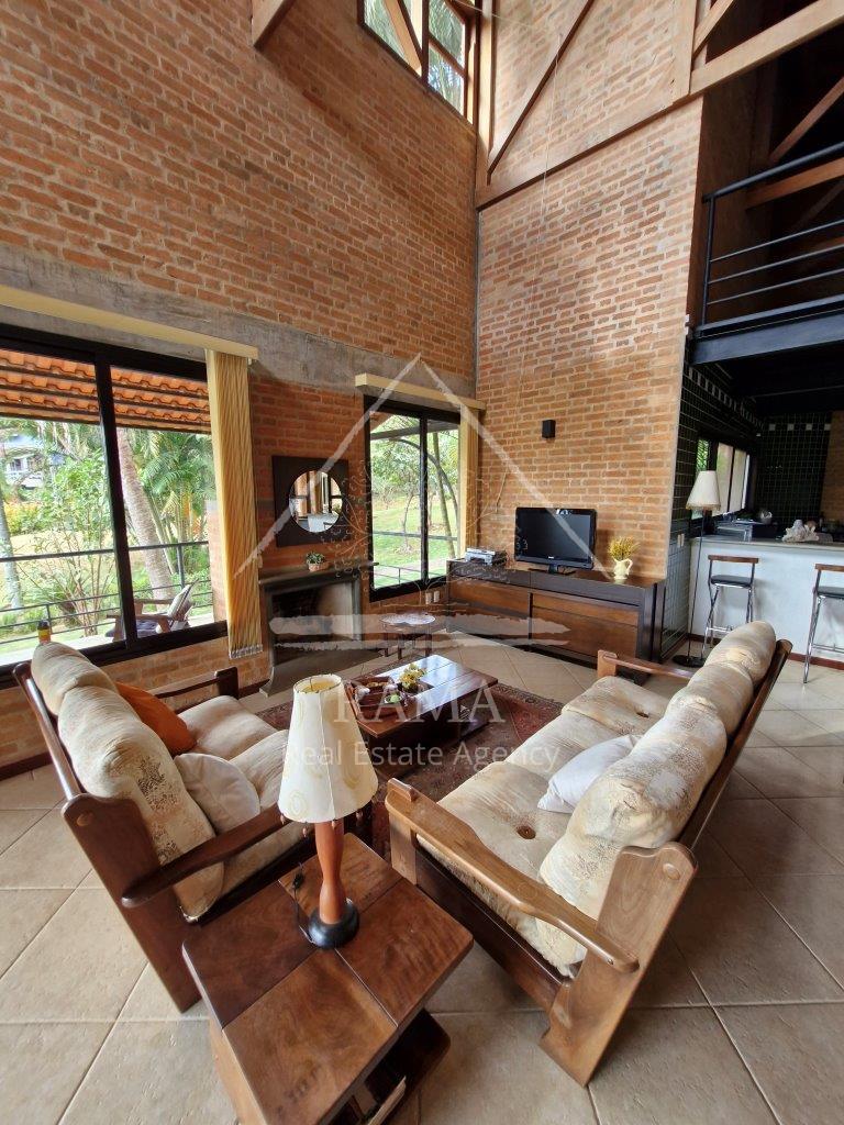 Casa Moderna em Condomínio Fechado Região de São Lourenço - Sul de Minas Gerais