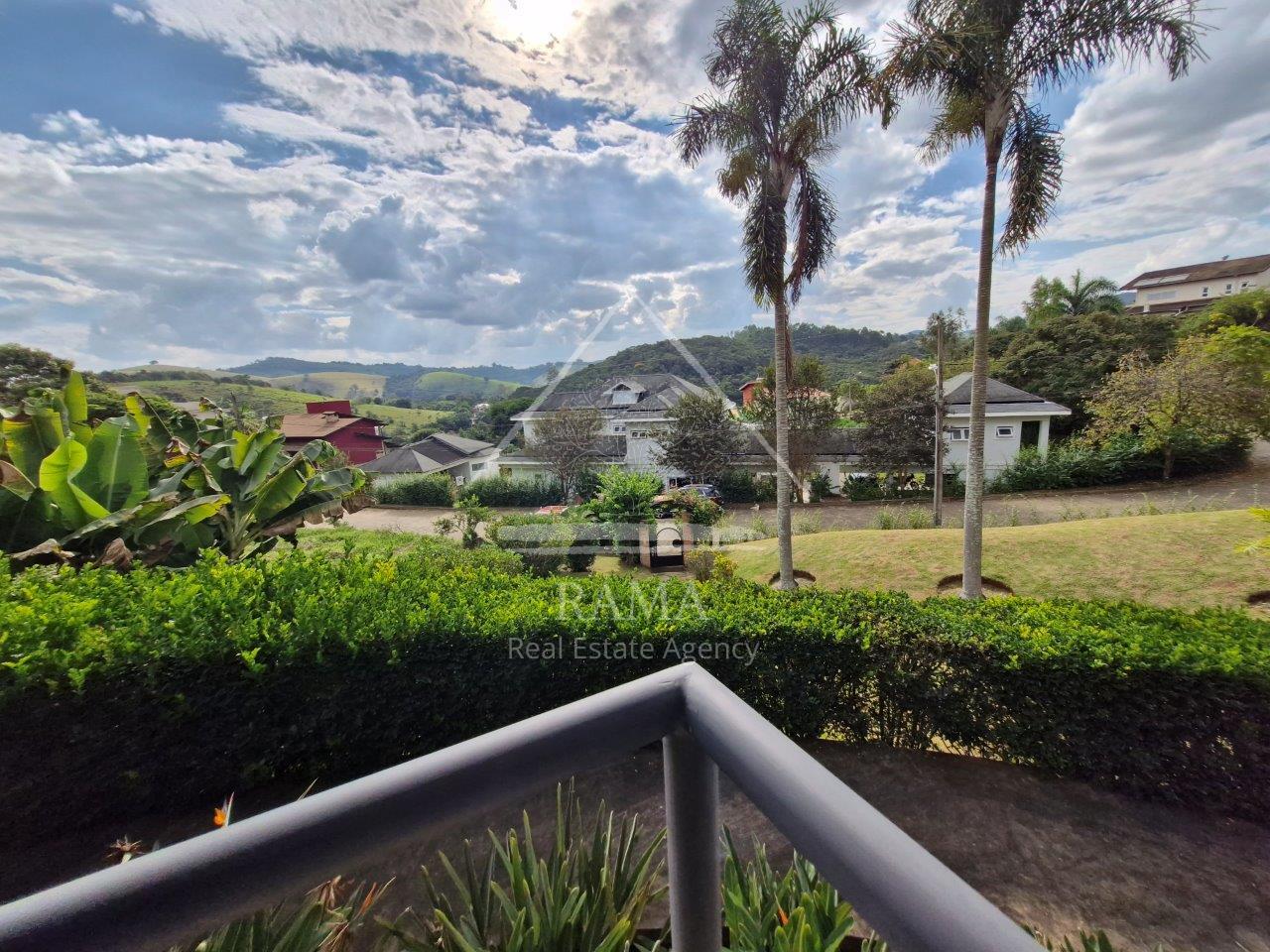 Casa Moderna em Condomínio Fechado Região de São Lourenço - Sul de Minas Gerais