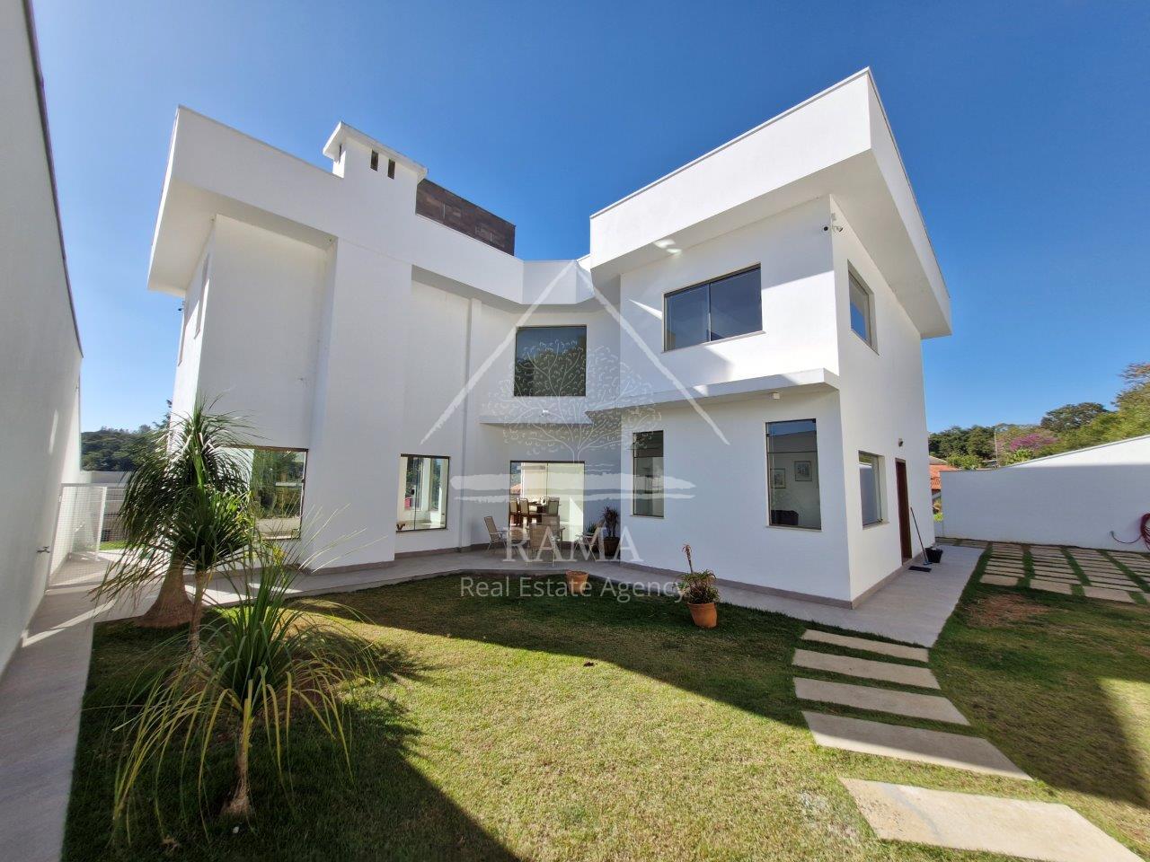 Casa Moderna em Condomínio Fechado Região de São Lourenço  - Sul de Minas Gerais