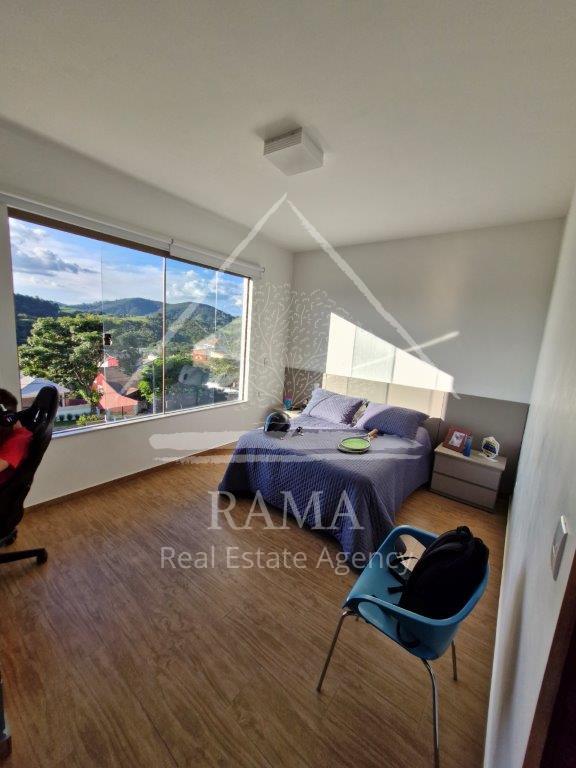 Casa Moderna em Condomínio Fechado Região de São Lourenço  - Sul de Minas Gerais