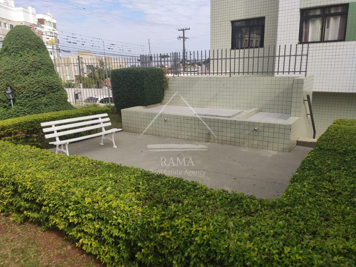 Apto em excelente localização no Vila Estrela, com linda mobília planejada!