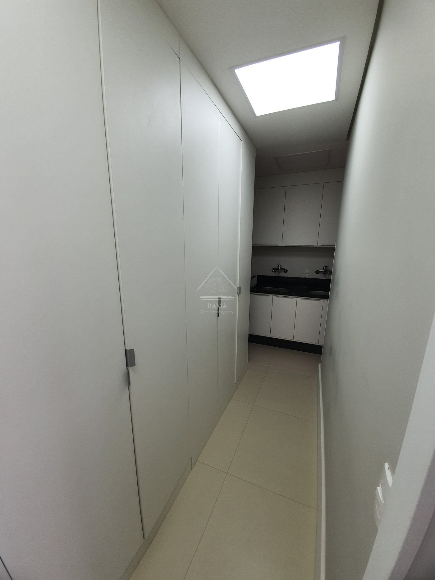 Apartamento 4 suítes para Venda no bairro Centro em Ponta Grossa