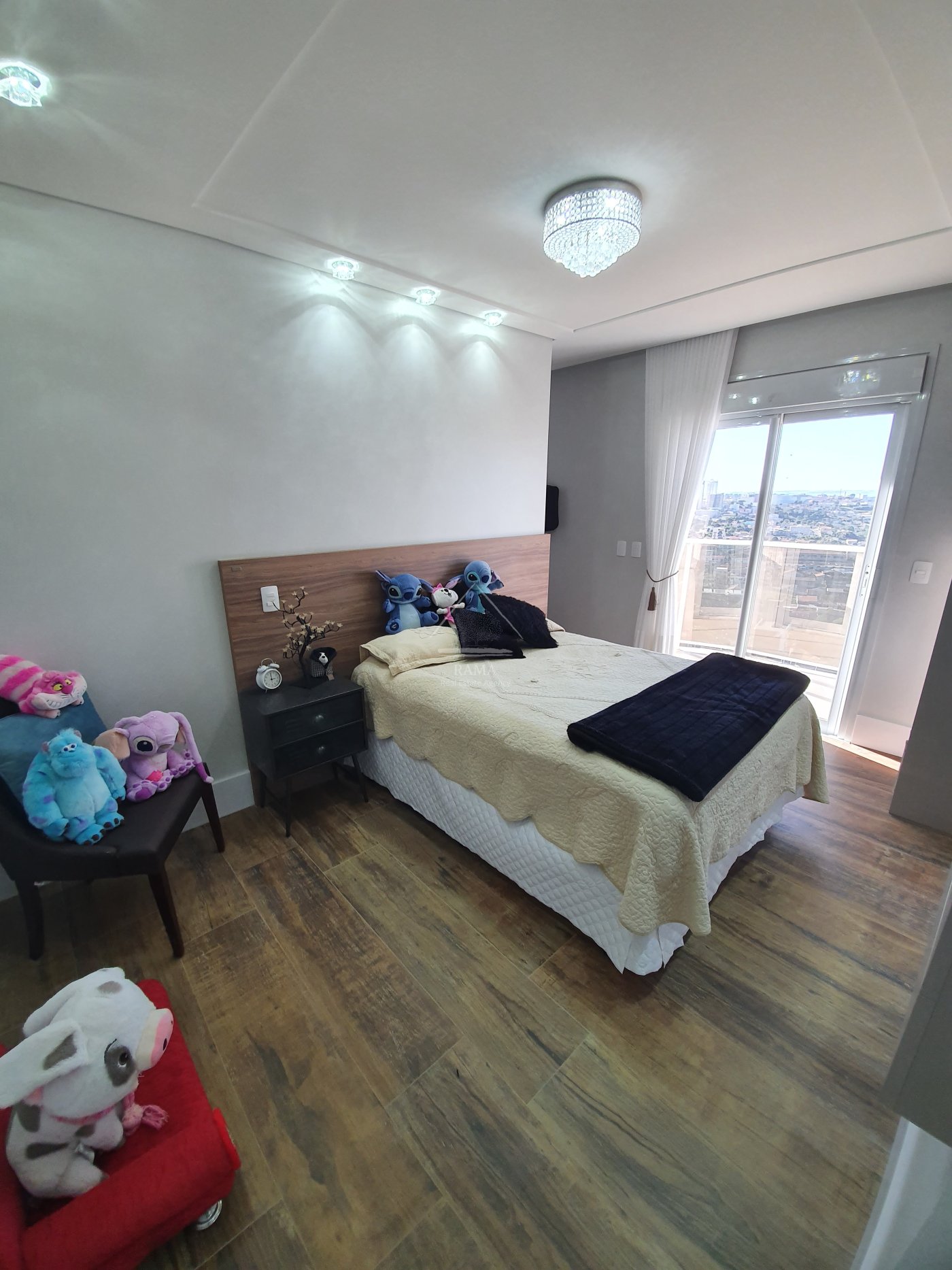 Apartamento 4 suítes para Venda no bairro Centro em Ponta Grossa