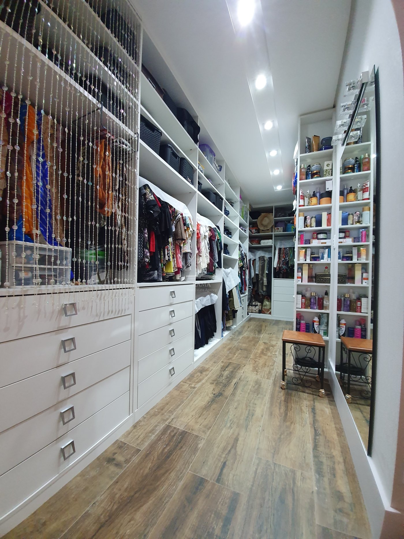 Apartamento 4 suítes para Venda no bairro Centro em Ponta Grossa
