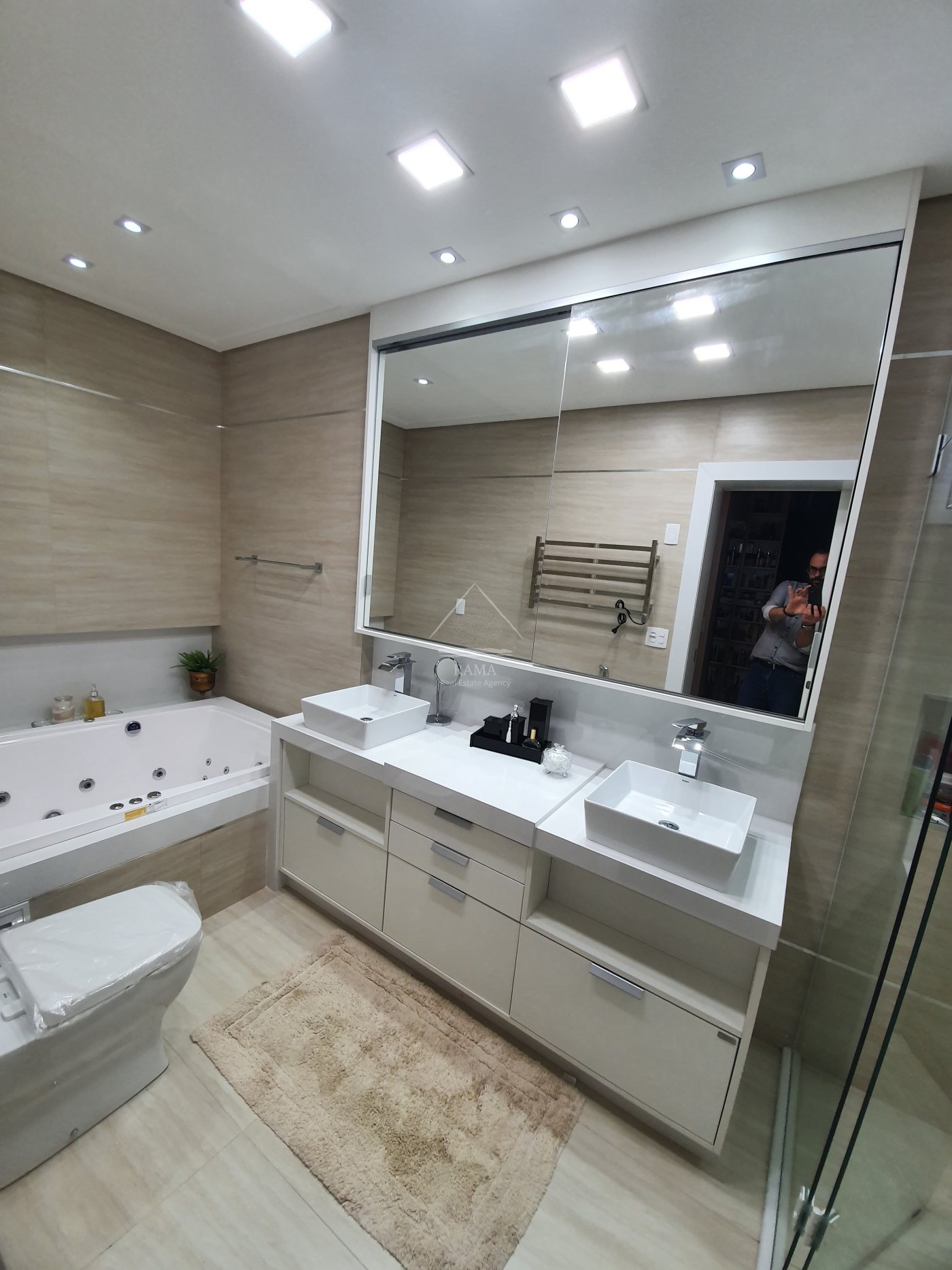 Apartamento 4 suítes para Venda no bairro Centro em Ponta Grossa