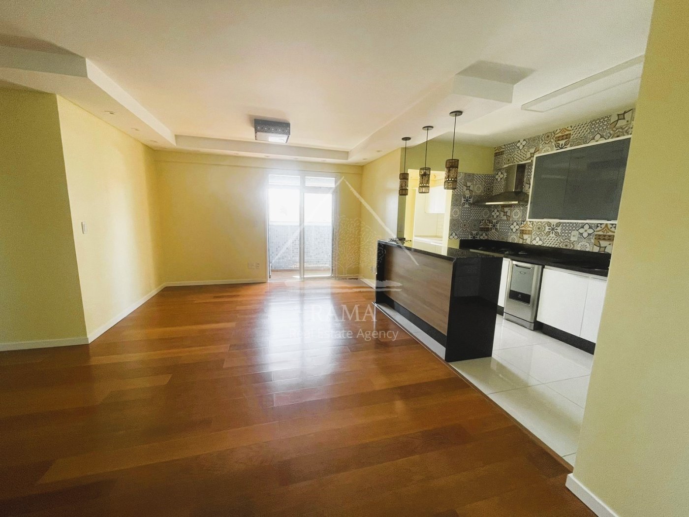 Apartamento de alto padrão 3Q no centro de Ponta Grossa, pronto para morar!