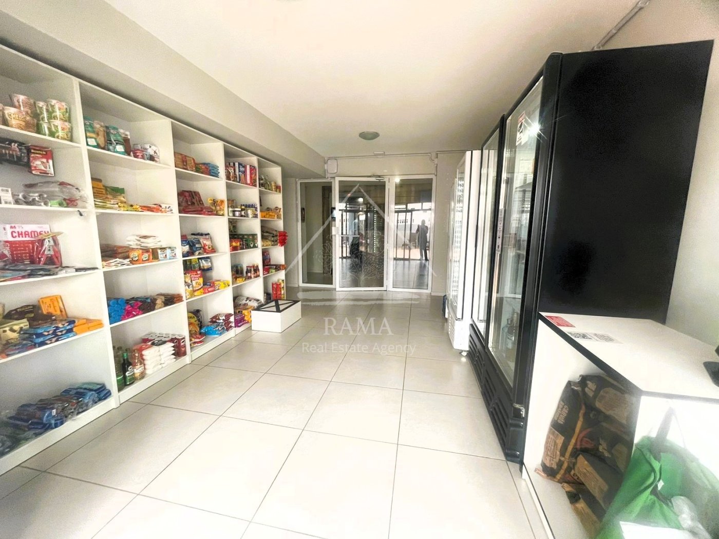 Apartamento de alto padrão 3Q no centro de Ponta Grossa, pronto para morar!