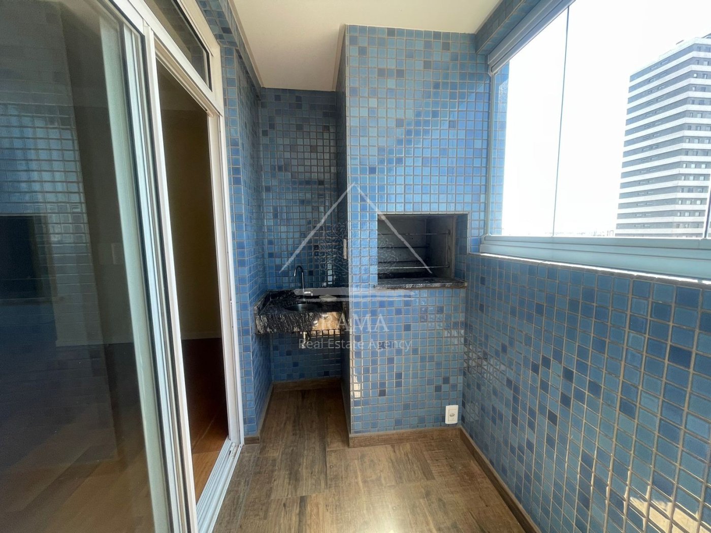 Apartamento de alto padrão 3Q no centro de Ponta Grossa, pronto para morar!