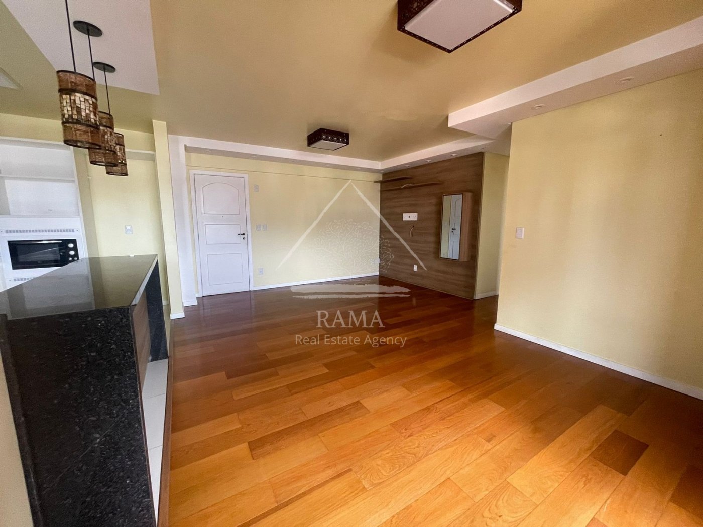 Apartamento de alto padrão 3Q no centro de Ponta Grossa, pronto para morar!