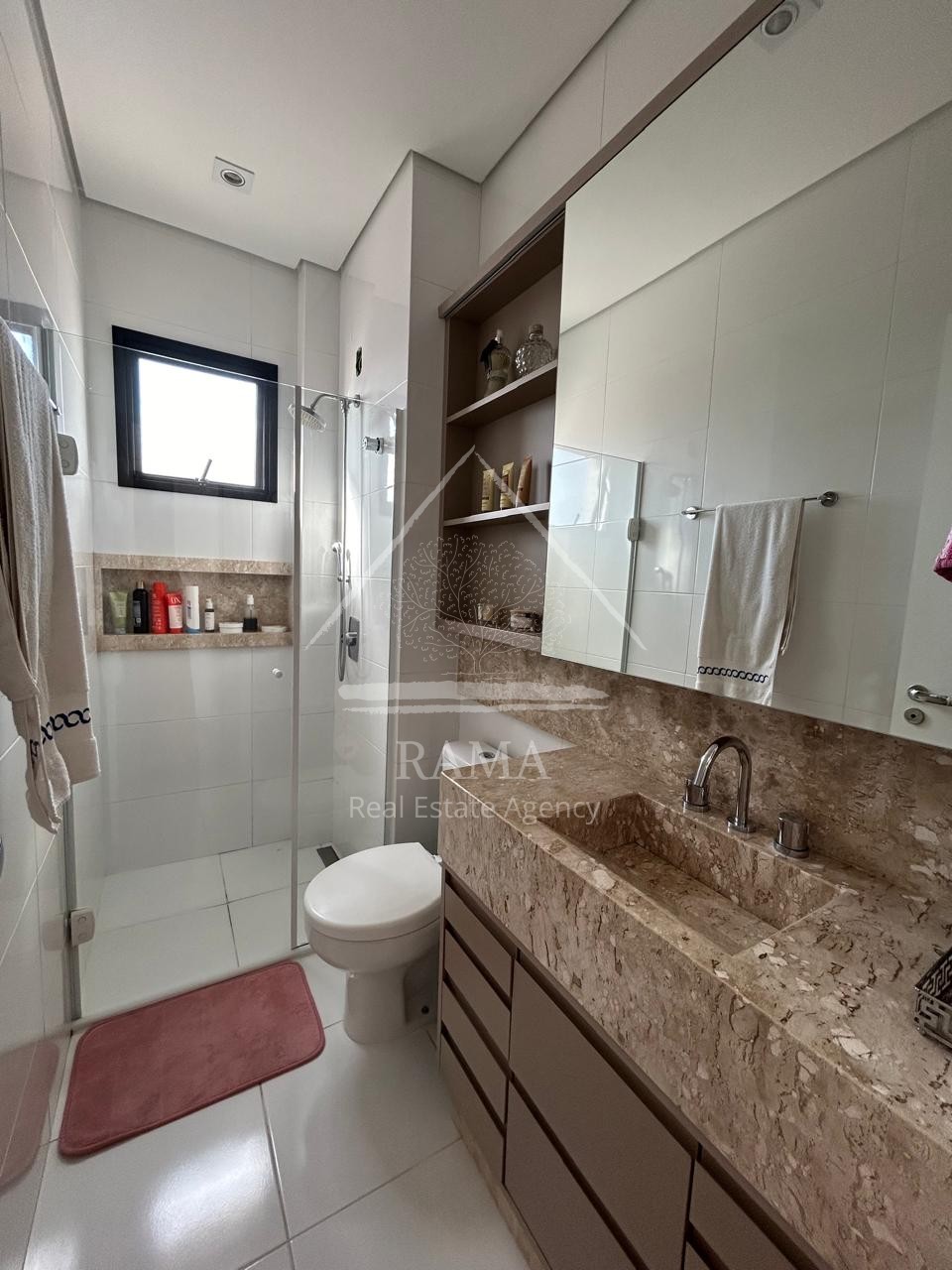 Apto mobiliado, pronto para morar em excelente localização no Vila Estrela!