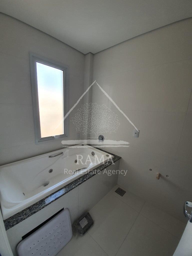 Casa de alto padrão em Condomínio Fechado no Estrela, 4 Quartos (3 Suítes)