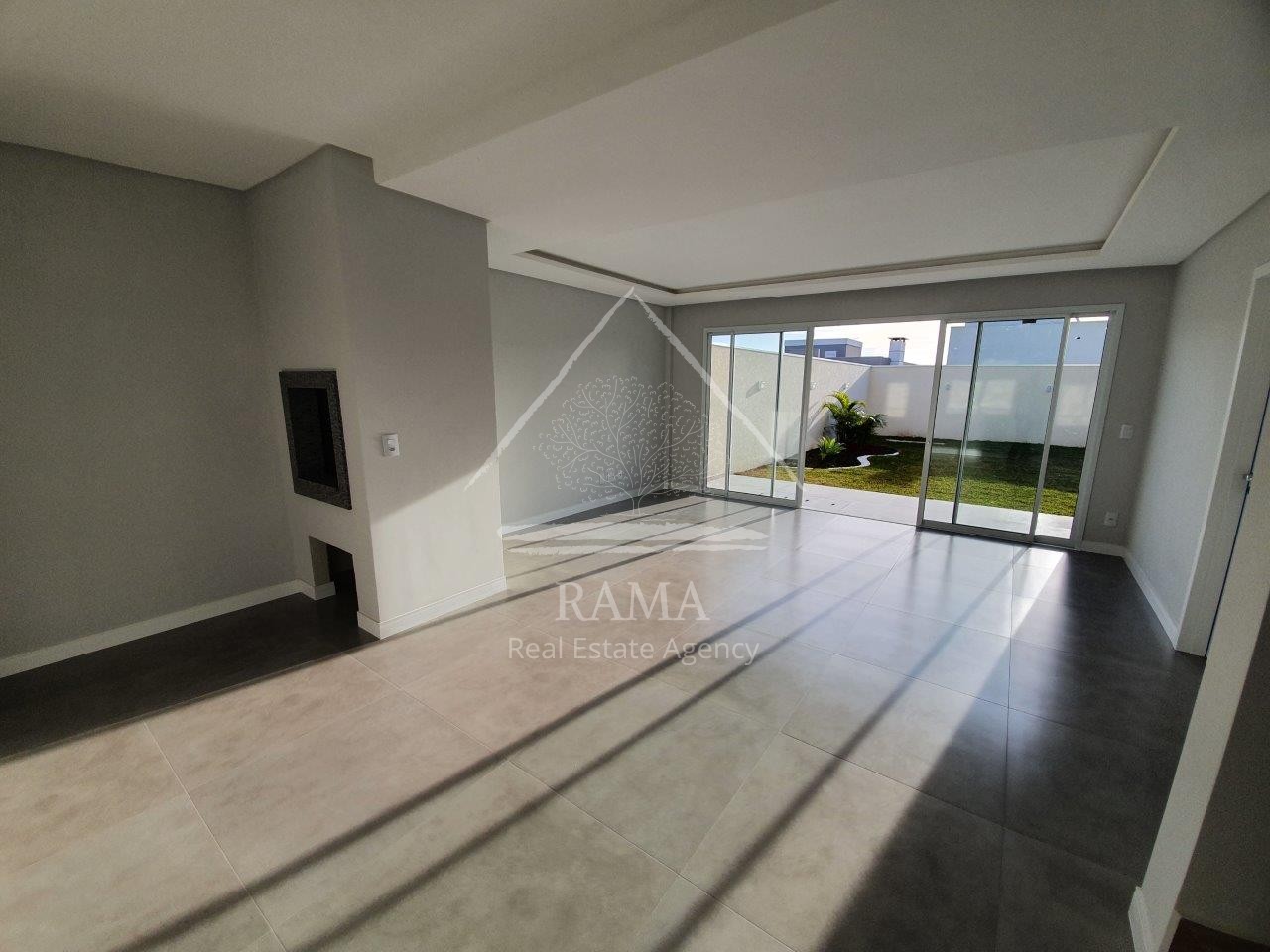 Casa de alto padrão em Condomínio Fechado no Estrela, 4 Quartos (3 Suítes)