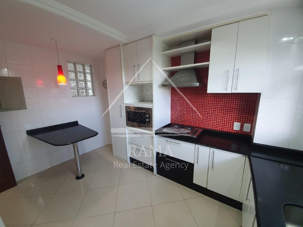 Casa 4 quartos no condomínio Parque dos Franceses em Oficinas Ponta Grossa