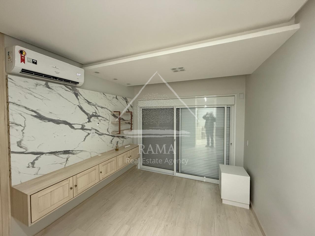 Apartamento Mobiliado c/ 2Q, 2V no Estrela Locação próx ao Colégio Sta Teresinha
