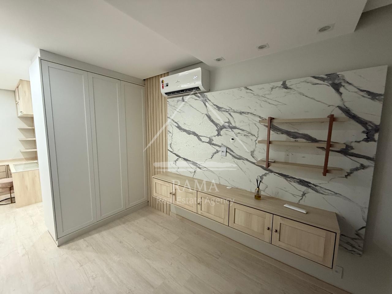 Apartamento Mobiliado c/ 2Q, 2V no Estrela Locação próx ao Colégio Sta Teresinha