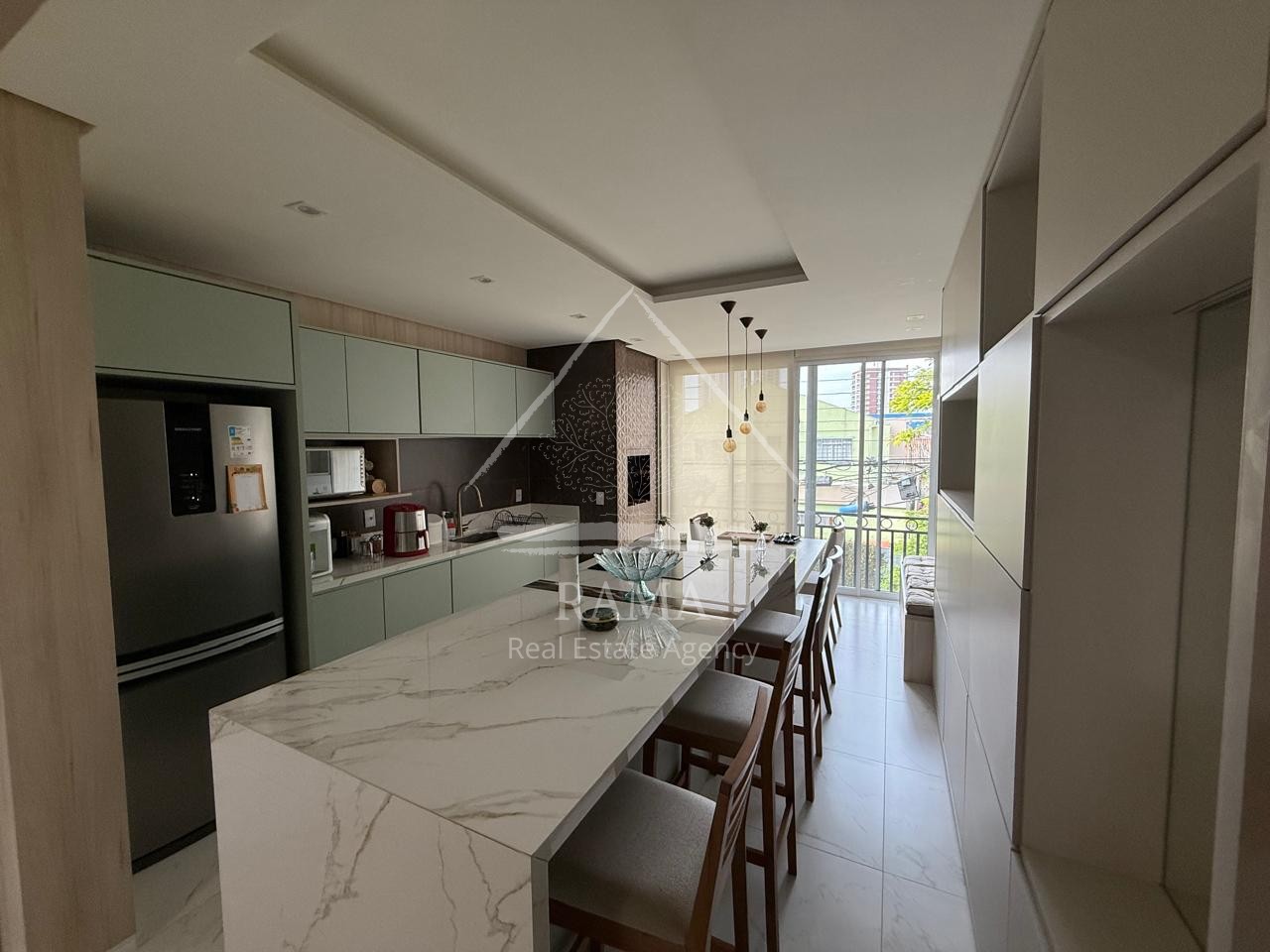 Apartamento Mobiliado c/ 2Q, 2V no Estrela Locação próx ao Colégio Sta Teresinha
