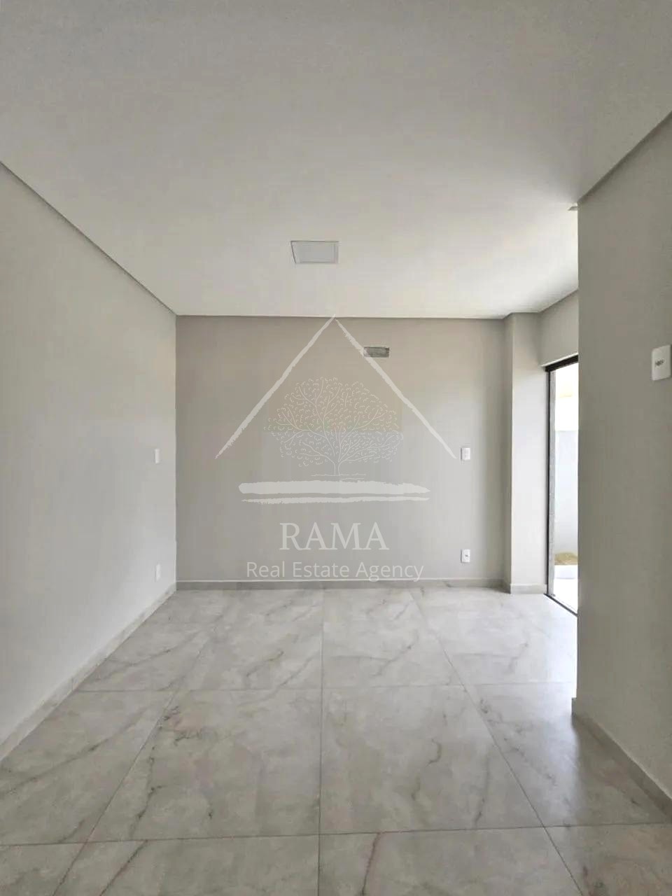 Casa pronta para morar Condomínio Fechado - Ponta Grossa