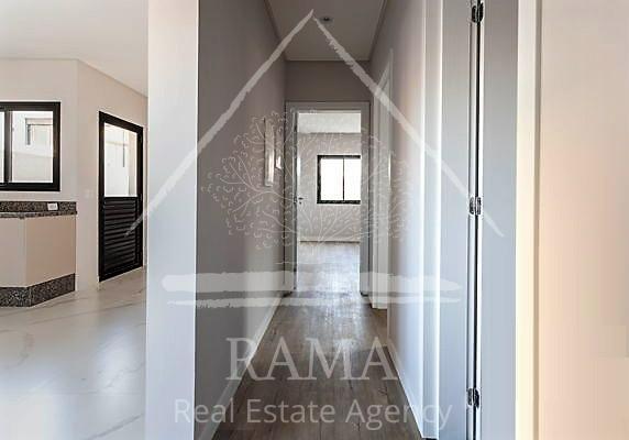 Casa Térrea em Condomínio com 3 Quartos, Suíte, 2 vagas, semi-mobiliada