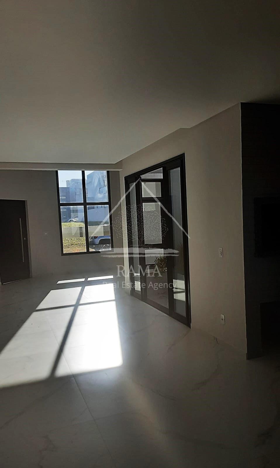 Casa Térrea em Condomínio com 3 Quartos, Suíte, 2 vagas, semi-mobiliada